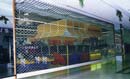 La grille de protection, idéale pour laisser votre vitrine visible. CLIQUEZ POUR AGRANDIR